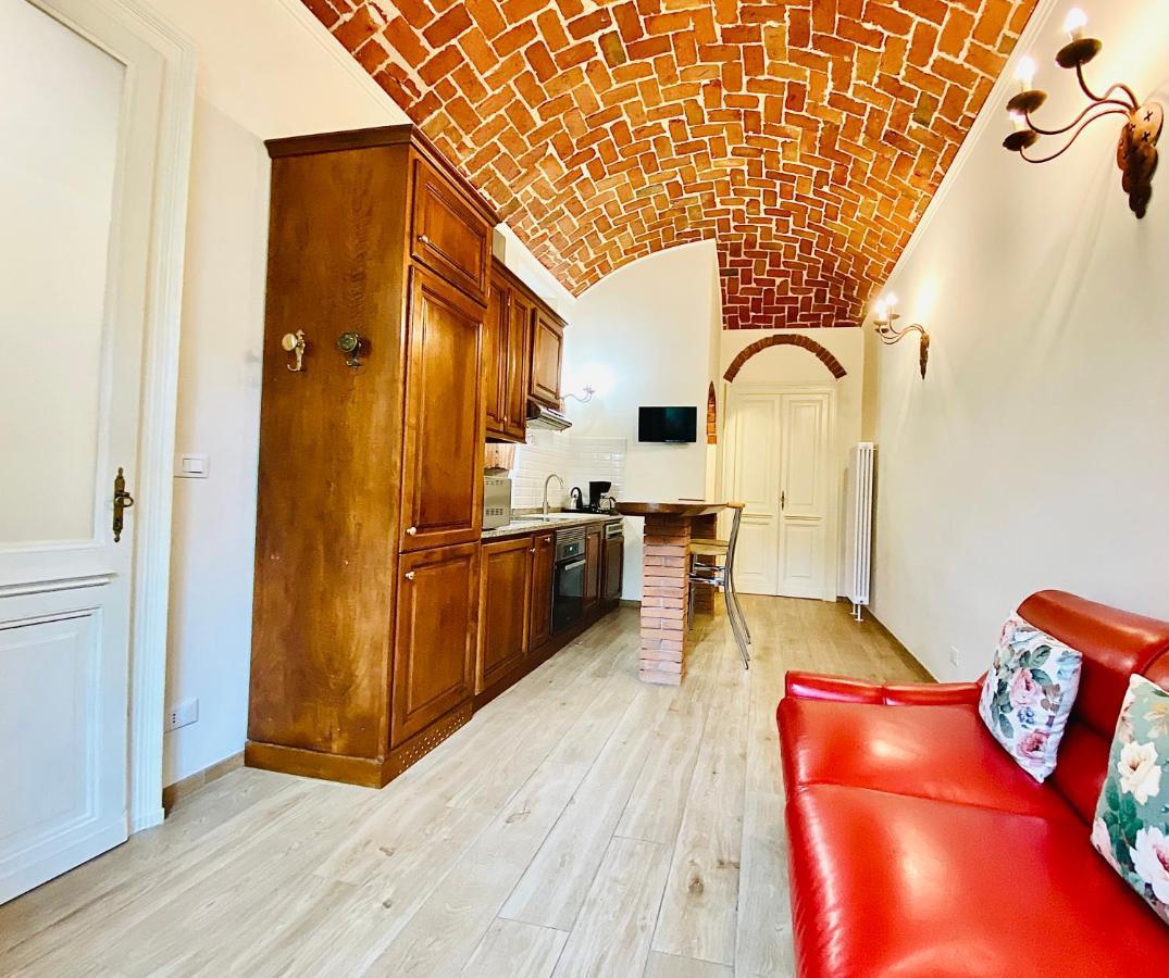 Exquisitely Renovated And Centrally Located Apartment With Free Parking Turim Exterior foto